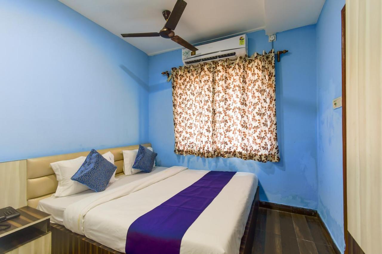 كولكاتا Hotel Blue Abedin المظهر الخارجي الصورة