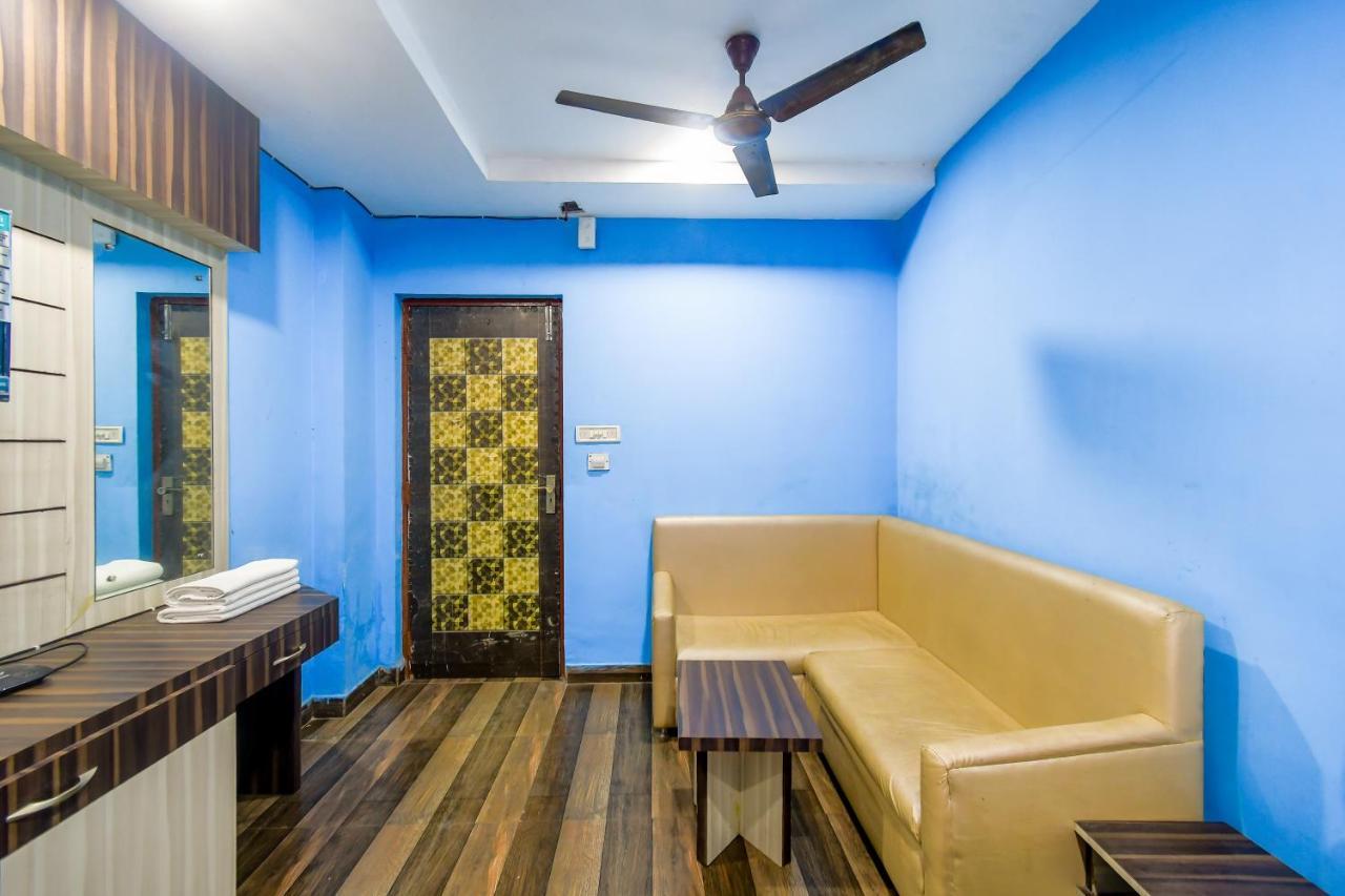 كولكاتا Hotel Blue Abedin المظهر الخارجي الصورة