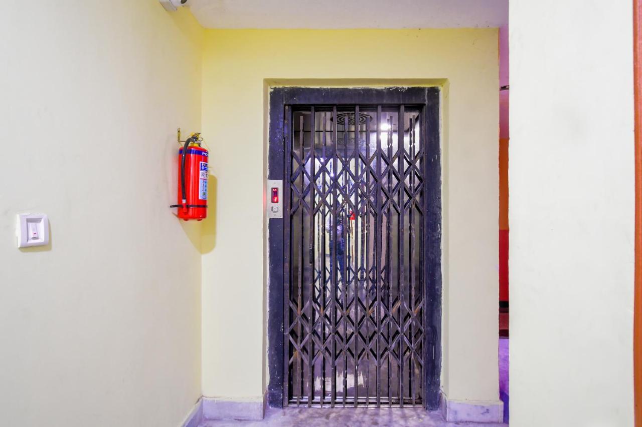 كولكاتا Hotel Blue Abedin المظهر الخارجي الصورة