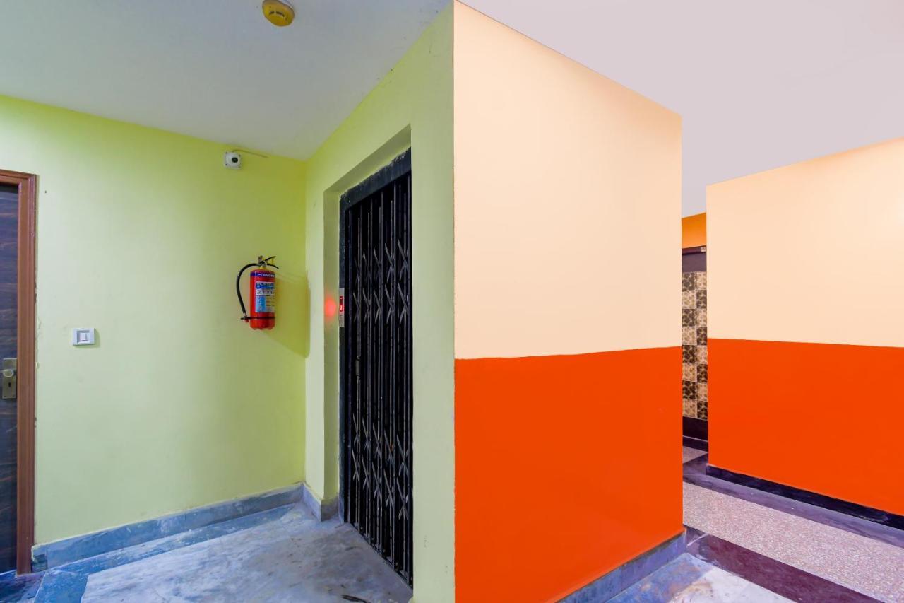 كولكاتا Hotel Blue Abedin المظهر الخارجي الصورة